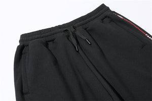 Best joggers for men 2022 APEQ Techwear black joggers - INFINIT STORE