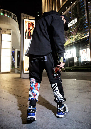 Best joggers for men 2022 APEQ Techwear black joggers - INFINIT STORE