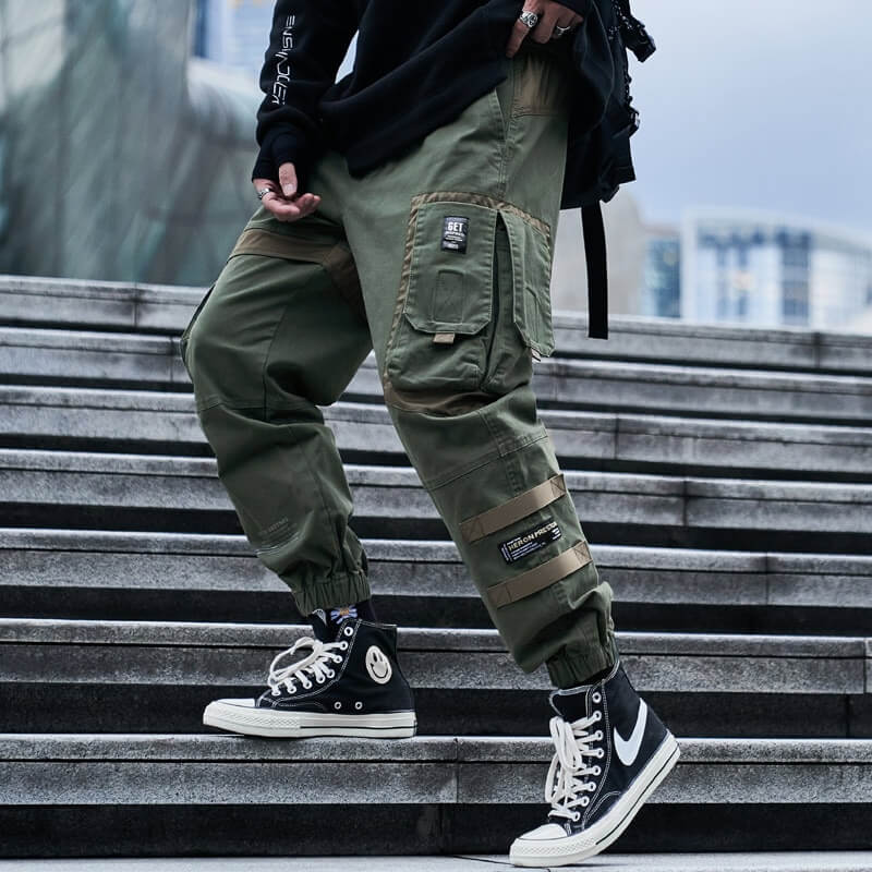 Cargo pants hotsell and sneakers